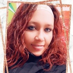 Meet your Posher, Annette